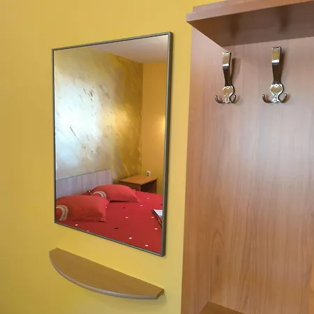 Casa De Vacanta Anni - 2 Min De Piata Prázdninový dům Eforie Nord